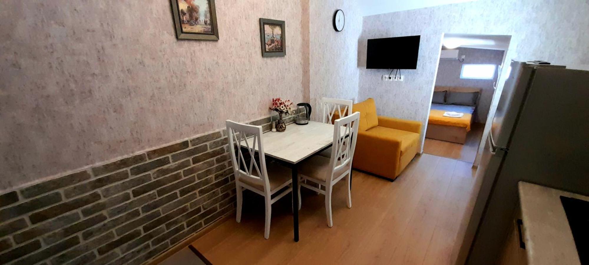 Sweet Home Apartment Tbiliszi Kültér fotó